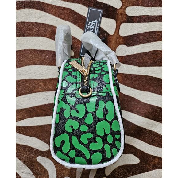 New Von Dutch Lime Cheetah Bowling Bag with Crossbody Strap - Picture 4 of 7